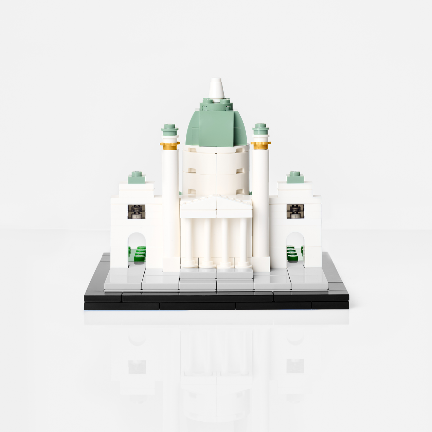 Wiener Karlskirche - Modell aus LEGO®-Steinen