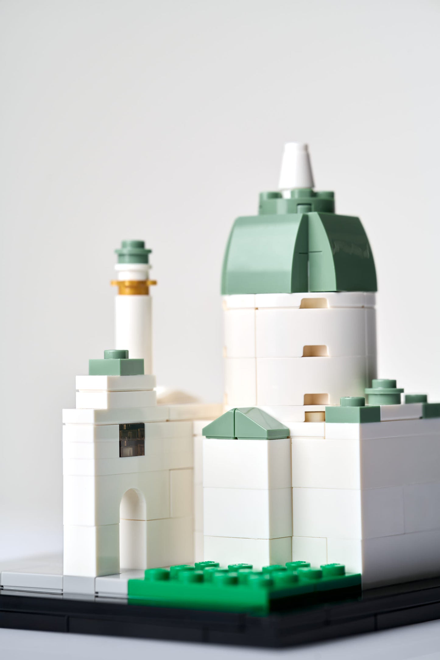 Wiener Karlskirche - Modell aus LEGO®-Steinen