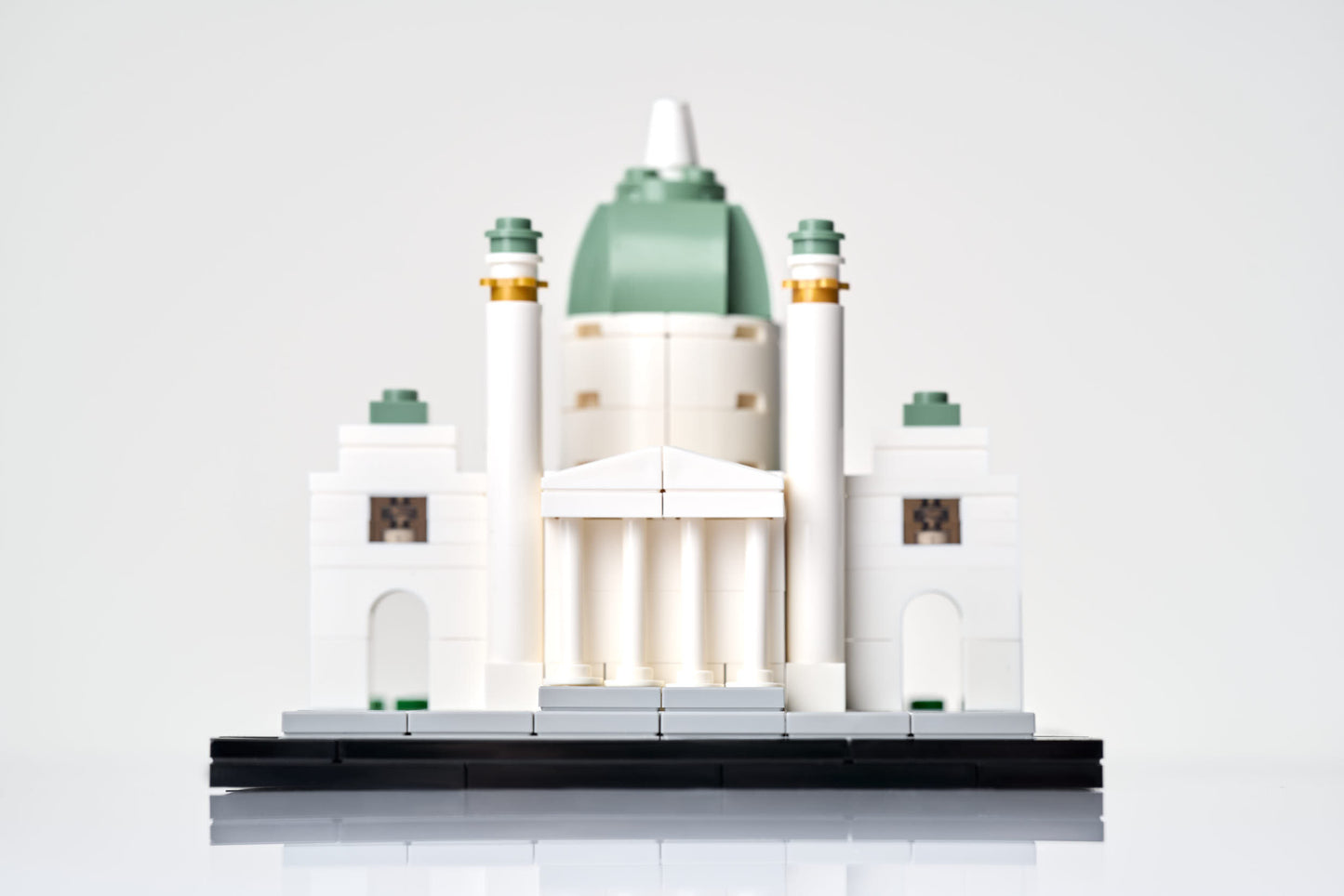 Wiener Karlskirche - Modell aus LEGO®-Steinen